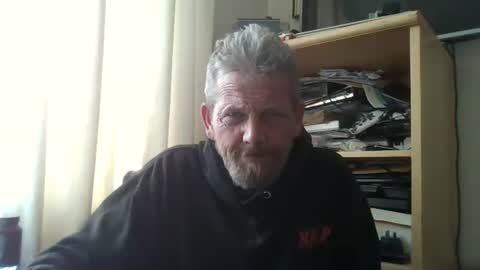 Snapshot of ttb2769 chatting on March 10, 2025, 3:30 pm ttb2769 online show from March 10, 2025, 3:30 pm