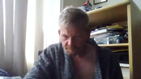 Snapshot of ttb2769 chatting on September 13, 2025, 6:35 am ttb2769 online show from September 13, 2025, 6:35 am