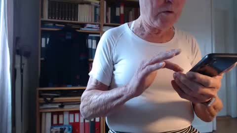 FINN but call me NANNA online show from February 12, 2025, 8:59 am