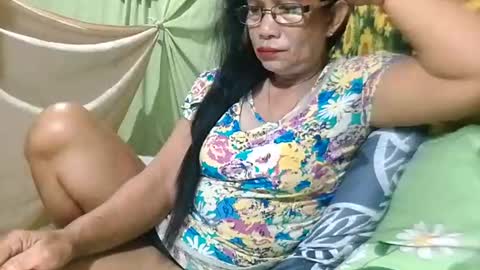 Snapshot of tuchmegently chatting on June 23, 2026, 8:51 pm Mae online show from June 23, 2026, 8:51 pm