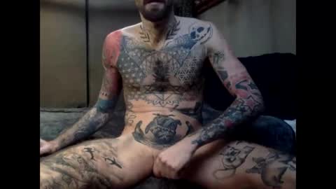 Tuhands online show from January 29, 2025, 2:42 pm