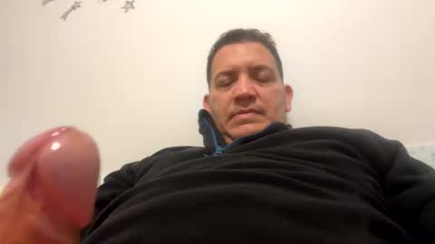 Snapshot of tuhombre1612 chatting on January 17, 2025, 10:44 am tuhombre1612 online show from January 17, 2025, 10:44 am