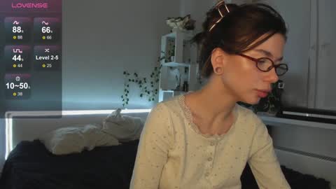 Snapshot of tune_godness chatting on December 7, 2024, 11:23 pm Hi everyone my name is Tina Id love it if you could help make sense of it here online show from December 7, 2024, 11:23 pm