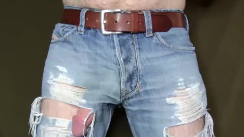 Snapshot of turquoise_metallic chatting on September 30, 2025, 3:17 pm Phil Box online show from September 30, 2025, 3:17 pm