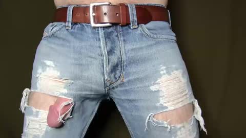 Snapshot of turquoise_metallic chatting on October 22, 2025, 2:23 am Phil Box online show from October 22, 2025, 2:23 am