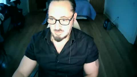 tuscan_taurus online show from February 15, 2026, 11:41 am