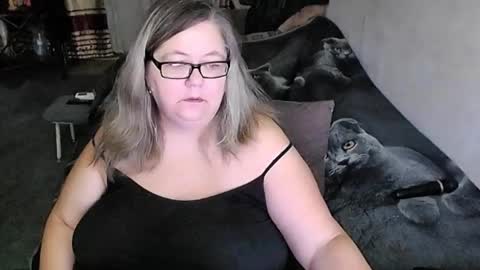 Lana online show from February 17, 2026, 11:11 pm