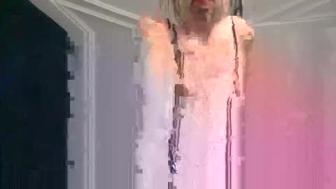 tvstefanie1 online show from October 12, 2025, 10:03 am