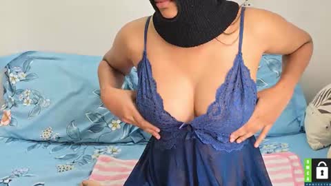 A  M On vacation till 28th online show from September 14, 2025, 2:33 am