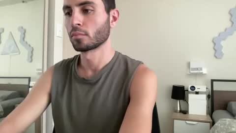 Snapshot of twikboy chatting on February 1, 2025, 4:14 am Twinkboy online show from February 1, 2025, 4:14 am