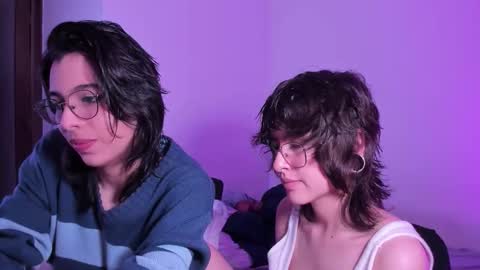 Eve  Lili online show from November 15, 2025, 10:15 pm