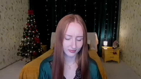 twilightserenade online show from December 4, 2025, 11:41 am