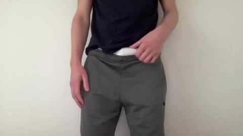 Snapshot of twink27844711 chatting on December 26, 2024, 9:01 am twink27844711 online show from December 26, 2024, 9:01 am