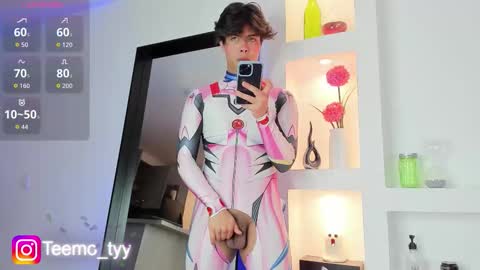 twink_teemo online show from September 20, 2025, 11:06 pm