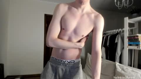Andy online show from December 15, 2024, 1:46 am