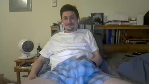 TwinkyMcgee online show from June 1, 2026, 5:42 am