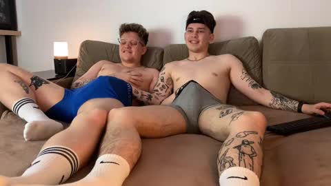 Noah blonde and Josh dark hair Nike guy online show from May 13, 2026, 4:48 pm