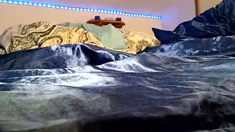 Twohorny866 online show from November 5, 2025, 7:30 am