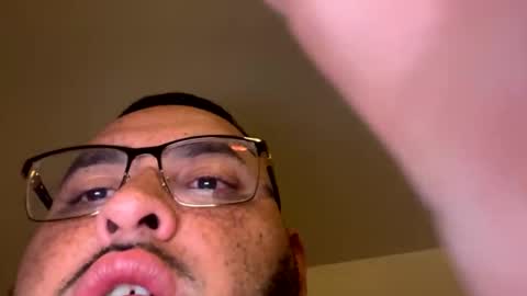 Snapshot of txcouple281 chatting on March 15, 2026, 7:58 am txcouple281 online show from March 15, 2026, 7:58 am