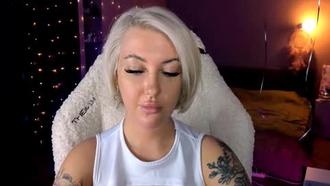 Miley online show from December 7, 2024, 1:51 pm