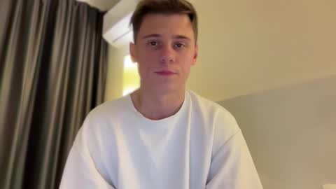 Snapshot of tyler_garrner chatting on October 4, 2025, 5:33 pm tyler_garrner online show from October 4, 2025, 5:33 pm