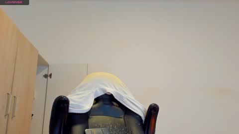     online show from January 25, 2025, 12:48 am