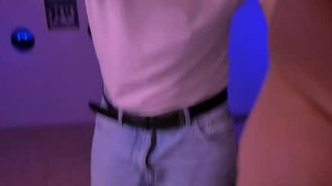 tyler_wolf_ online show from May 14, 2026, 7:42 pm
