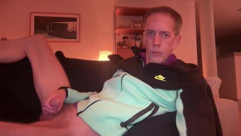 Ty online show from December 17, 2025, 6:03 pm