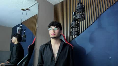 Snapshot of tysonlara chatting on April 5, 2026, 8:06 pm TysonLara online show from April 5, 2026, 8:06 pm