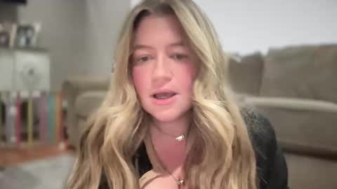 Snapshot of ughtatum chatting on October 15, 2025, 6:08 pm Tate online show from October 15, 2025, 6:08 pm