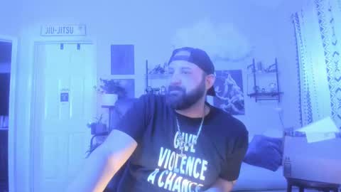 Snapshot of ugly_viking chatting on December 11, 2024, 10:06 pm Ugly Viking online show from December 11, 2024, 10:06 pm