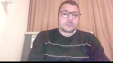 Snapshot of ukhalid82 chatting on October 27, 2025, 6:45 pm ukhalid82 online show from October 27, 2025, 6:45 pm