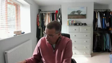Snapshot of ukmarried2026 chatting on May 18, 2026, 8:20 am John online show from May 18, 2026, 8:20 am