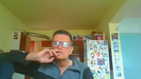 Snapshot of ulmeni4 chatting on March 26, 2026, 1:49 pm ulmeni4 online show from March 26, 2026, 1:49 pm