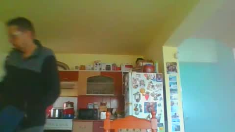 Snapshot of ulmeni4 chatting on March 31, 2026, 7:53 am ulmeni4 online show from March 31, 2026, 7:53 am