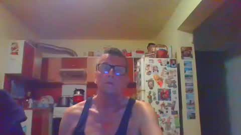 ulmeni7 online show from April 5, 2026, 9:45 pm