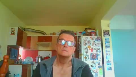 ulmeni7 online show from April 21, 2026, 12:22 pm