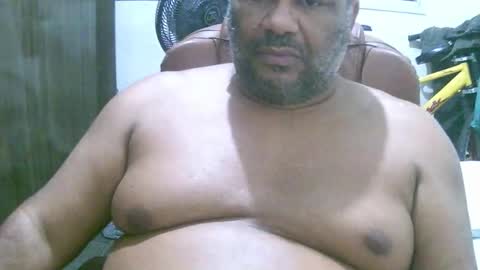 ulmo_br online show from February 17, 2026, 11:11 pm