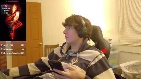 ultrakang69 online show from February 2, 2025, 11:51 am