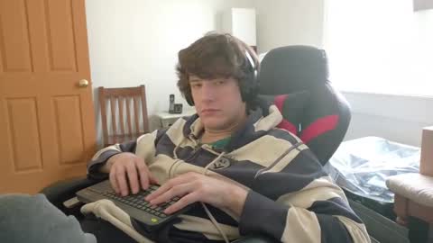 ultrakang69 online show from February 2, 2025, 2:56 pm