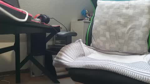 Snapshot of ultraunique chatting on February 16, 2025, 7:15 am Mr. Mrs. Smith online show from February 16, 2025, 7:15 am