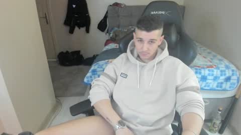 hi im mike tyson -  online show from February 1, 2025, 11:16 pm