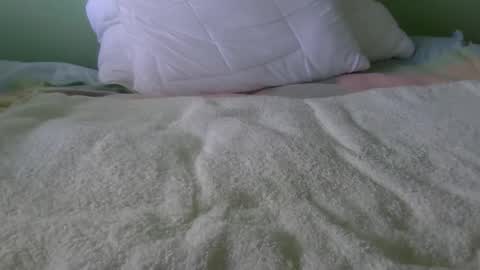 umnumnum3 online show from January 3, 2025, 4:55 am