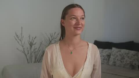 Sasha online show from May 28, 2026, 6:32 am