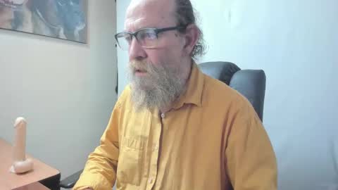 Uncle Hottie online show from March 3, 2026, 5:41 pm