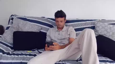 uncut_dick123455 online show from April 27, 2026, 11:08 am