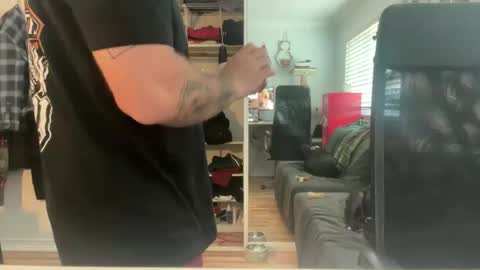 uncutbeard129840 online show from February 26, 2026, 4:17 pm