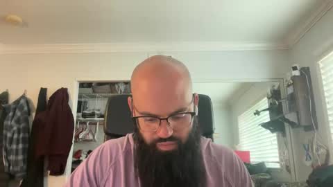 uncutbeard129840 online show from May 1, 2026, 3:38 pm