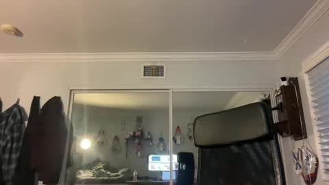 uncutbeard129840 online show from May 12, 2026, 12:46 pm