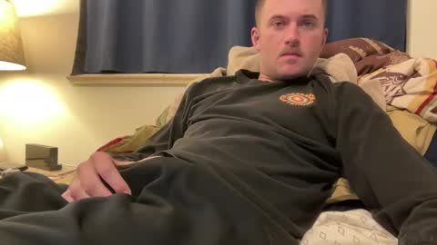 uncutcockassboi online show from December 30, 2024, 2:53 am